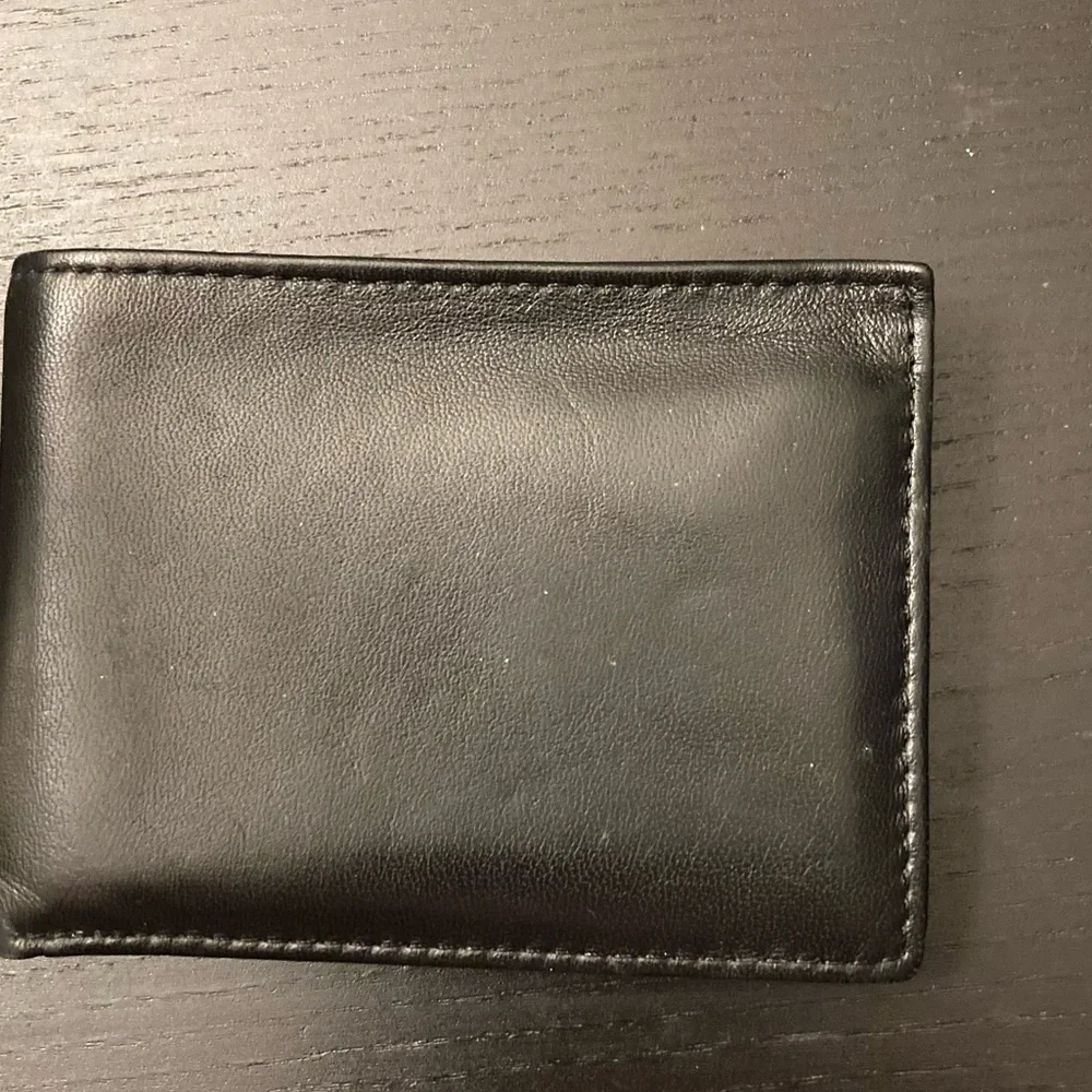 Steve Madden Leather Bifold Wallet